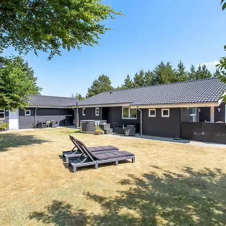 Gylla - 12km From The Sea By Interhome 度假居